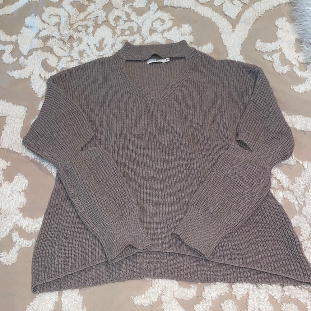 Cut-out sweater